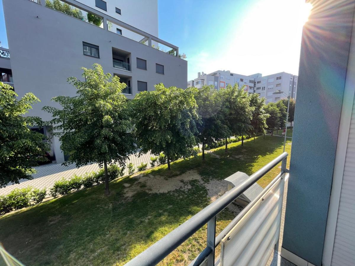 Lovely Modern - Jarun * Zagreb