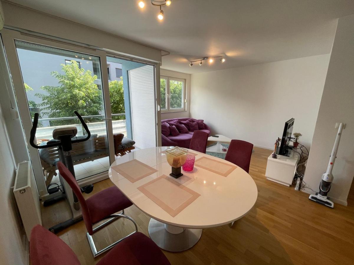 Lovely Modern - Jarun