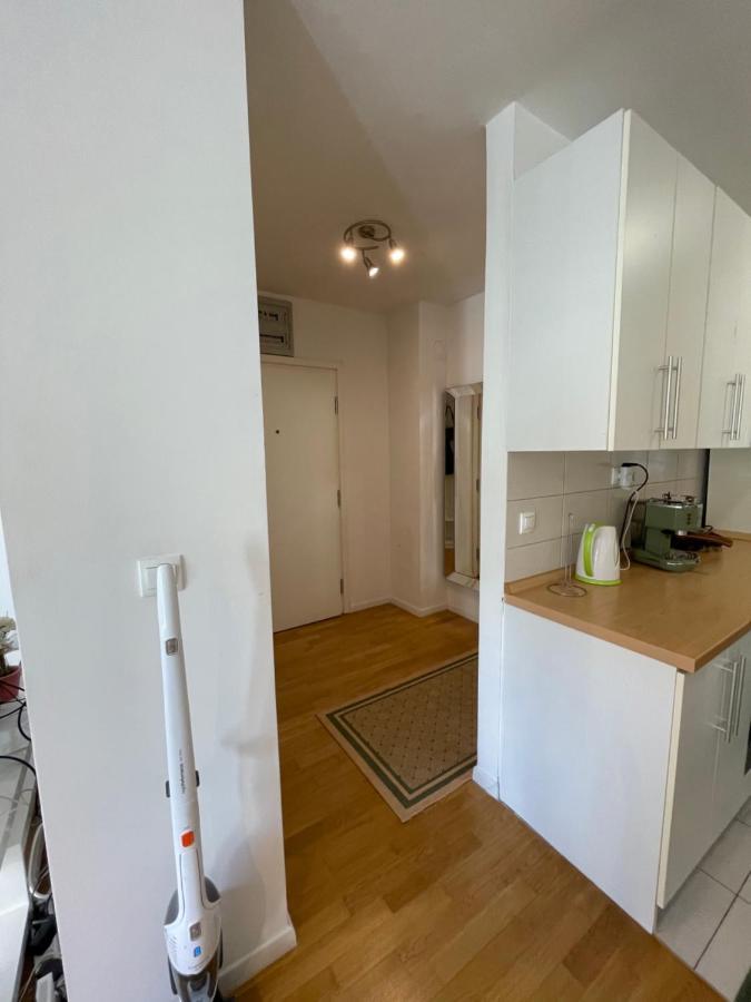 Apartment Lovely Modern - Jarun