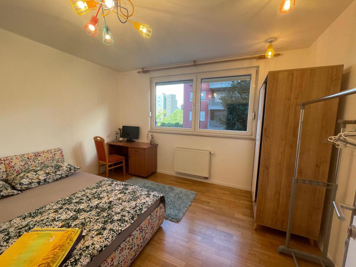 Apartment Lovely Modern - Jarun