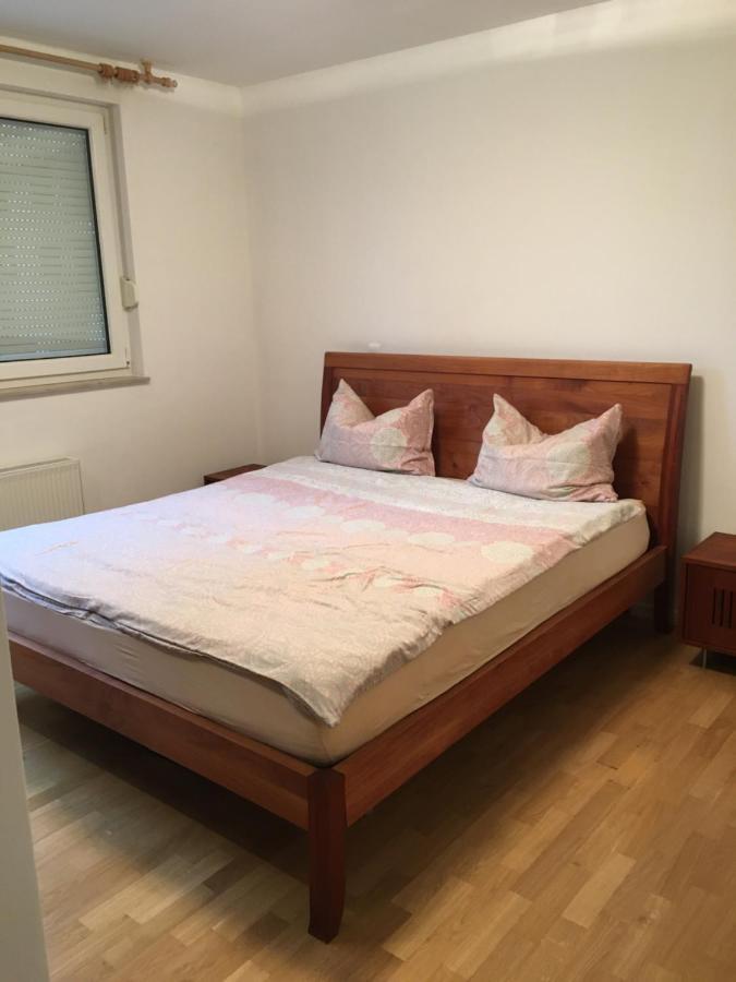 Apartment Lovely Modern - Jarun Zagreb